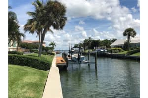 570 Putting Green Ln, Longboat Key, FL 34228, Sold 10/14/21