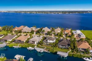 657 Regatta Way, Bradenton, FL 34208, Sold 11/01/21