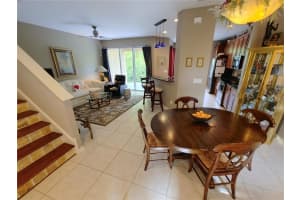8248 Villa Grande Ct, Sarasota, FL 34243, Sold 10/15/21