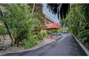 3700 S Osprey Ave, Sarasota, FL 34239, Sold 02/02/22