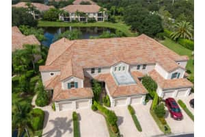 5235 Parisienne Pl, Sarasota, FL 34238, Sold 10/01/21