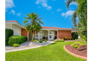 3314 Sheffield Cir, Sarasota, FL 34239, Sold 10/04/21