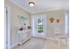 3314 Sheffield Cir, Sarasota, FL 34239, Sold 10/04/21