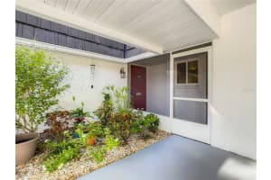 1301 Glen Oaks Dr E, Sarasota, FL 34232, Sold 12/23/21