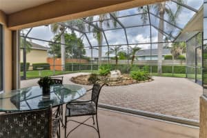5255 Magnolia Pond Dr, Sarasota, FL 34233, Sold 10/12/21