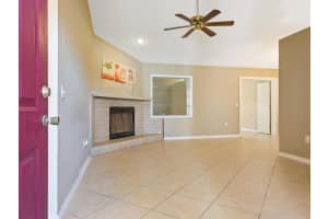 7674 37th St Cir E, Sarasota, FL 34243, Sold 10/29/21