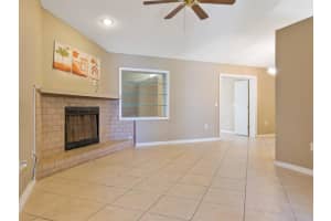 7674 37th St Cir E, Sarasota, FL 34243, Sold 10/29/21