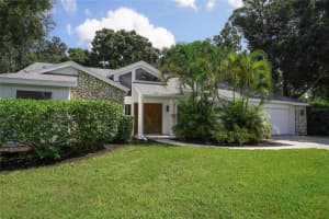 1755 Oak Lakes Dr, Sarasota, FL 34232, Sold 11/08/21