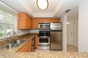 930 La Costa Cir, Sarasota, FL 34237, Sold 11/03/21