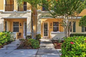 3810 82nd Ave Cir E, Sarasota, FL 34243, Sold 10/15/21