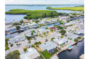 10115 Kingfisher Rd E, Bradenton, FL 34209, Sold 10/08/21