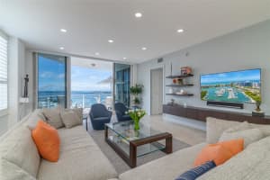 1233 Gulfstream Ave, Sarasota, FL 34236, Sold 11/11/21