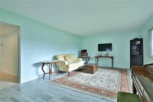 3909 Ashwood Ln, Sarasota, FL 34232, Sold 11/02/21