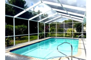 4729 Meadowview Cir, Sarasota, FL 34233, Sold 10/20/21