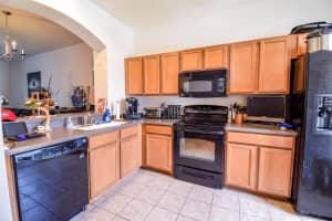 1125 Grantham Dr, Sarasota, FL 34234, Sold 11/05/21