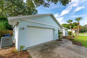 2940 Woodpine Ct, Sarasota, FL 34231, Sold 10/25/21