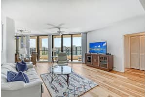 1211 Gulf of Mexico Dr, Longboat Key, FL 34228, Sold 12/02/21