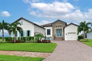 6210 Trophy Ln, Bradenton, FL 34210, Sold 12/02/21