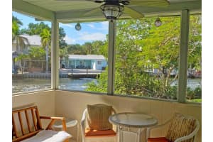 4910 Commonwealth Dr, Siesta Key, FL 34242, Sold 04/22/22