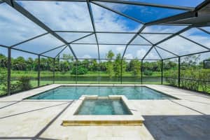 2840 Esmeralda Dr, Sarasota, FL 34243, Sold 11/08/21