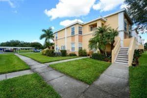 1050 Villagio Cir, Sarasota, FL 34237, Sold 12/10/21