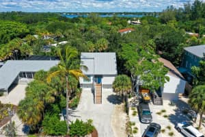 4931 Commonwealth Dr, Siesta Key, FL 34242, Sold 12/07/21