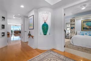 1260 Dolphin Bay Way, Siesta Key, FL 34242, Sold 10/22/21