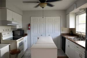 4400 Tecumseh Trail, Sarasota, FL 34233, Sold 11/12/21