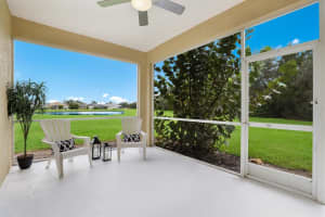 5336 Aqua Breeze Dr, Bradenton, FL 34208, Sold 10/29/21