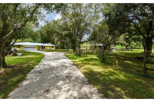 7352 Palomino Ln, Sarasota, FL 34241, Sold 01/12/22