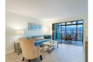 5855 Midnight Pass Rd, Siesta Key, FL 34242, Sold 01/03/22