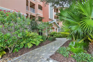 5230 Manorwood Dr, Sarasota, FL 34235, Sold 11/19/21