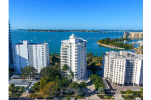500 S Palm Ave, Sarasota, FL 34236, Sold 11/18/21