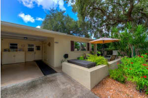 390 301 Blvd W, Bradenton, FL 34205, Sold 01/27/22