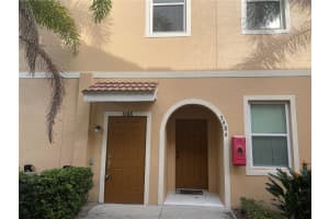 3688 Parkridge Cir, Sarasota, FL 34243, Sold 10/29/21