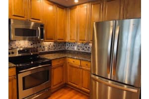 100 Central Ave, Sarasota, FL 34236, Sold 11/15/21