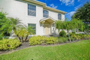 4480 Cinnamon Dr, Sarasota, FL 34238, Sold 12/03/21