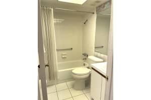 515 30th Ave W, Bradenton, FL 34205, Sold 10/15/21