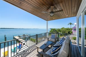 114 11th St S, Bradenton Beach, FL 34217, Sold 04/05/22