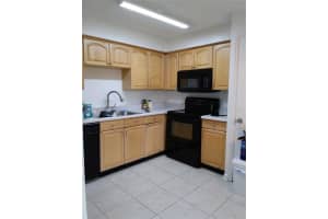 200 Georgetown Dr, Casselberry, FL 32707, Sold 11/08/21