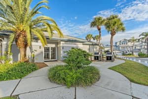 1372 Siesta Bayside Dr, Siesta Key, FL 34242, Sold 11/30/21