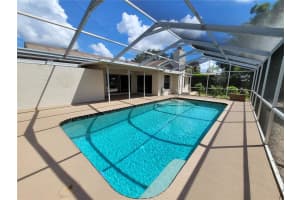 6584 Waterford Cir, Sarasota, FL 34238, Sold 11/12/21