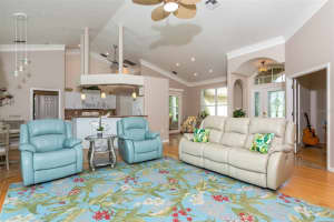 520 Oak Bay Dr, Osprey, FL 34229, Sold 11/09/21
