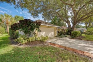 5141 Sunnydale Cir N, Sarasota, FL 34233, Sold 11/16/21
