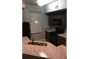 5571 Rosehill Rd, Sarasota, FL 34233, Sold 12/01/21