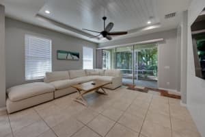 4008 Bridlecrest Ln, Bradenton, FL 34209, Sold 11/29/21