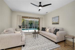 5429 Ashton Manor Dr, Sarasota, FL 34233, Sold 11/12/21