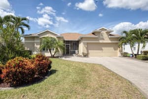 4715 50th Ave W, Bradenton, FL 34210, Sold 11/12/21