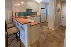 4320 Falmouth Dr, Longboat Key, FL 34228, Sold 12/30/21
