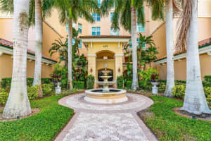 409 North Point Rd, Osprey, FL 34229, Sold 11/10/21